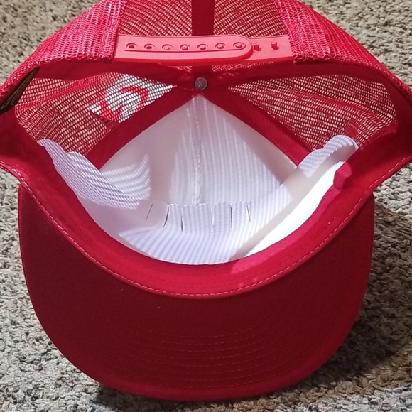 Outdoor Tech Snapback - Picture 2 of 3